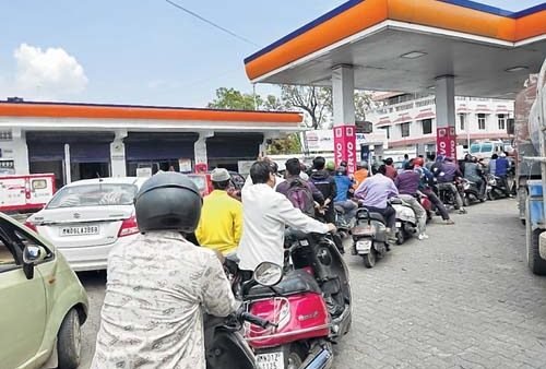 पेट्रोल-डीजल पर लिमिट! ₹1000 से ज्यादा नहीं मिलेगा तेल, Reliance Industries को लेकर बड़ी खबर