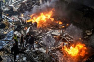 Ceasefire के बाद भी तनाव! ईरान का रिएक्शन, Lebanon में Israeli हमले में 250 से अधिक की मौत